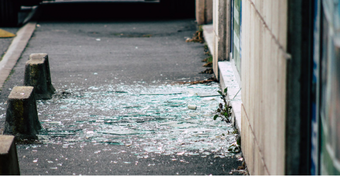 Barricadage 24/7, sous l'égide de Rénovation Julien Dubé, se spécialise dans la fourniture de solutions de barricadage pour une variété de circonstances. Que ce soit pour des interventions urgentes